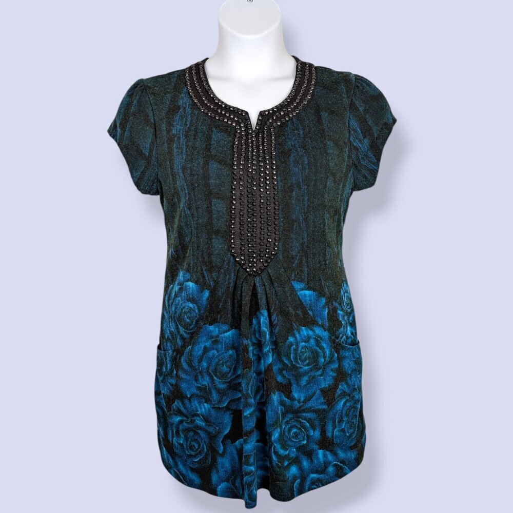 Aoxhoufuren Black Stone Accent Floral Dress